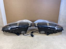VOLVO VOLVO XC60 GENUINE Xenon Dynamic Headlight Lamp SET LH RH LHD 08-12 year 9 PIN — thumbnail 9