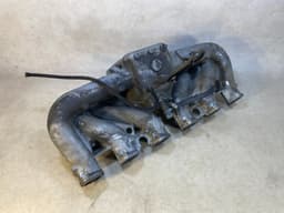 BMW GENUINE BMW 5 E28 6 E24 7 E23 Intake Manifold 11611276404 — thumbnail 8
