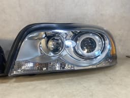 VOLVO Volvo XC90 GENUINE Xenon Dynamic Headlight Lamp Right & Left SET LHD 12-14 year — thumbnail 2