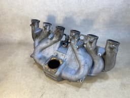 BMW GENUINE BMW 5 E28 6 E24 7 E23 Intake Manifold 11611276404 — thumbnail 4