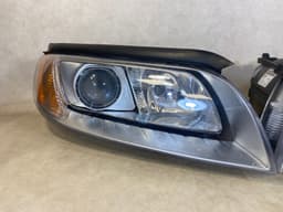 VOLVO VOLVO S80 V70 XC70 GENUINE ZKW Xenon Headlight Lamp SET LH & RH LHD 07-14 Year — thumbnail 2