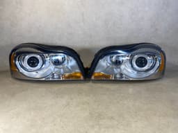 VOLVO Volvo XC90 GENUINE Xenon Dynamic Headlight lamp SET LH & RH LHD 08-11 — thumbnail 2