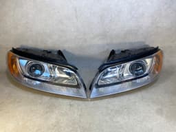 VOLVO VOLVO S80 V70 XC70 GENUINE ZKW Xenon Headlight Lamp SET LH & RH LHD 07-14 Year — thumbnail 2
