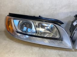 VOLVO VOLVO S80 V70 XC70 GENUINE ZKW Xenon Headlight Lamp SET LH & RH LHD 07-14 Year — thumbnail 3