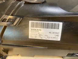 VOLVO VOLVO S80 V70 XC70 GENUINE ZKW Xenon Headlight Lamp SET LH & RH LHD 07-14 Year — thumbnail 6
