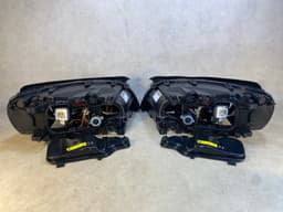 VOLVO VOLVO S80 V70 XC70 GENUINE ZKW Xenon Headlight Lamp SET LH & RH LHD 07-14 Year — thumbnail 9