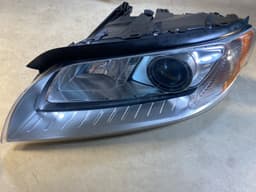 VOLVO VOLVO S80 V70 XC70 GENUINE ZKW Xenon Headlight Lamp SET LH & RH LHD 07-14 Year — thumbnail 10