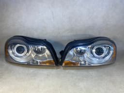 VOLVO Volvo XC90 GENUINE Xenon Dynamic Headlight lamp SET LH & RH LHD 08-11 — thumbnail 1