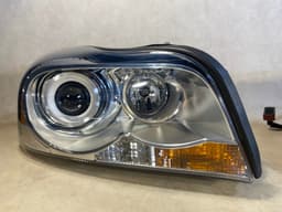 VOLVO Volvo XC90 GENUINE Xenon Dynamic Headlight lamp SET LH & RH LHD 08-11 — thumbnail 10