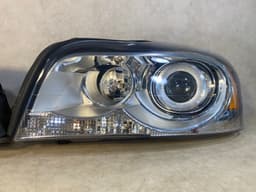 VOLVO Volvo XC90 GENUINE Xenon Dynamic Headlight Lamp Right & Left SET LHD 12-14 year — thumbnail 3