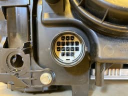 LAND ROVER RANGE ROVER SPORT GENUINE NEW BI XENON NON AFS HEADLIGHT LEFT 06-09 Year LHD — thumbnail 10