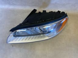 VOLVO VOLVO S80 V70 XC70 GENUINE ZKW Xenon Headlight Lamp Left LH LHD 07-14 Year — thumbnail 2