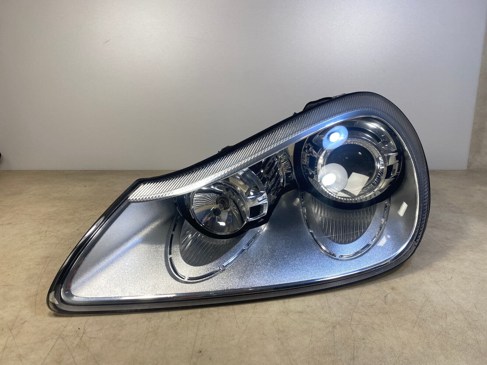 PORSCHE Porsche Cayenne 957 OEM Facelift Halogen LEFT Headlight 07-09 year 7L5941031M