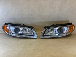 VOLVO VOLVO S80 V70 XC70 GENUINE ZKW Xenon Headlight Lamp SET LH & RH LHD 07-14 Year — thumbnail 4