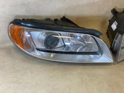 VOLVO VOLVO S80 V70 XC70 GENUINE ZKW Xenon Headlight Lamp SET LH & RH LHD 07-14 Year — thumbnail 5