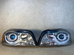 VOLVO Volvo XC90 GENUINE Xenon Dynamic Headlight Lamp Right & Left SET LHD 12-14 year — thumbnail 1