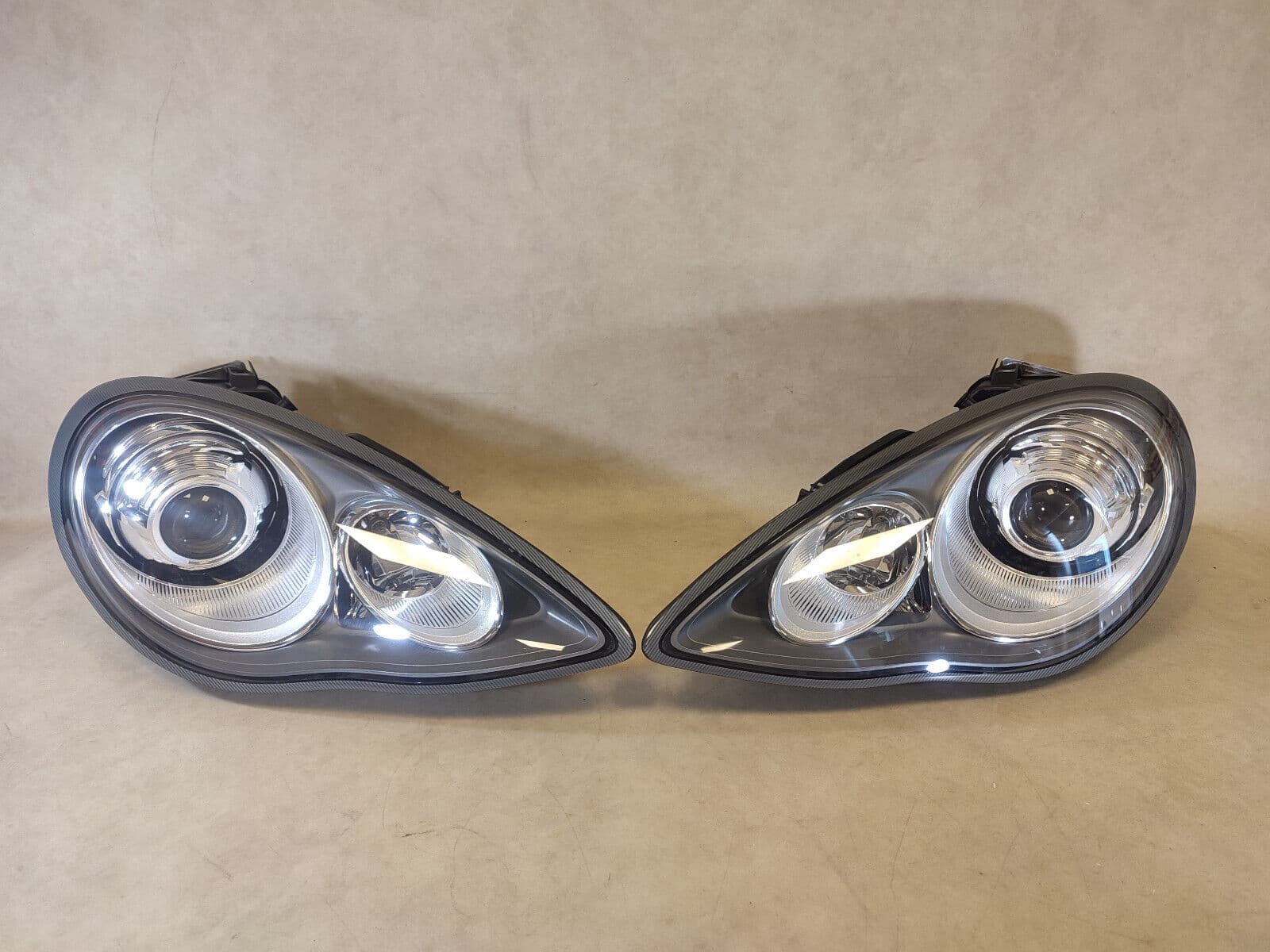 Porsche Panamera 970 Genuine Xenon Dynamic Headlights SET LH & RH 10-13 Year