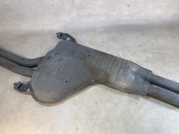 BMW GENUINE BMW E23 7 Center Muffler 18121175684 — thumbnail 4