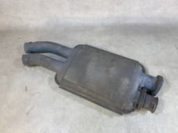 BMW GENUINE BMW E23 7 Front Muffler 18121175333 — thumbnail 9
