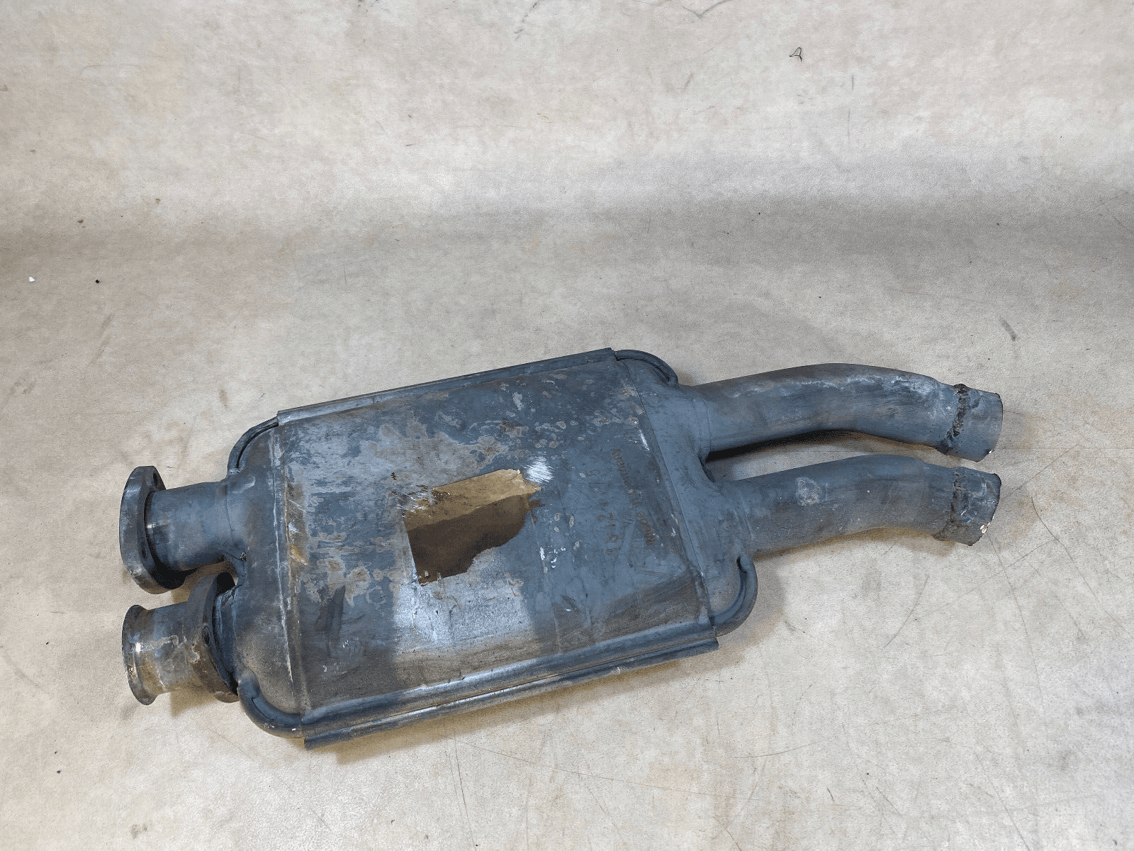 BMW GENUINE BMW E23 7 Front Muffler 18121175333
