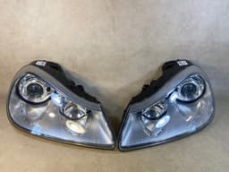PORSCHE Porsche Cayenne 957 Xenon Headlight Light SET LEFT RIGHT 7L5941031D 7L5941032D — thumbnail 1