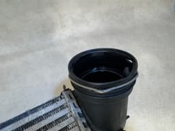 BMW BMW X5 E70 F15 X6 E71 F16 Charge-air cooler Radiator Intercooler 17517809321 — thumbnail 7