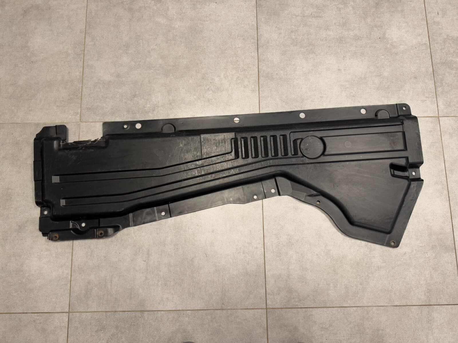 BMW X5 E70 X6 E71 E72 LEFT LH Underbody paneling bottom guarg cover 51757158403