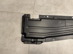 BMW BMW X5 E70 X6 E71 E72 LEFT LH Underbody paneling bottom guarg cover 51757158403 — thumbnail 2