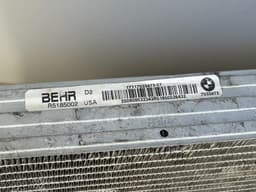BMW Genuine BMW X5 E70 X6 E71 Engine Cooling Water Radiator 17117533472 — thumbnail 3