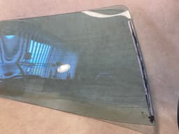 BMW OEM BMW E23 7 SERIES Rear Window Green 51311360262 — thumbnail 8