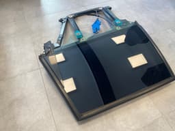 VW VW Touareg GENUINE Left Rear Window Lift With Glass 7L0839461D — thumbnail 6