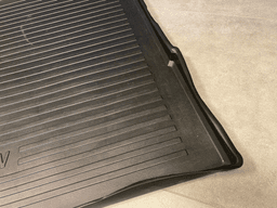 BMW GENUINE BMW X5 E70 / E70 LCI Rubber mat in luggage compartment 51470444754 — thumbnail 7