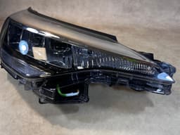 TOYOTA Headlight RH Unit Toyota C-HR 2016-2020 Full LED Right LHD Car 81110-F4180-00 — thumbnail 3