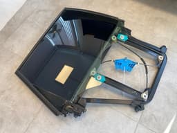 VW VW Touareg GENUINE Right Rear Window Lift With Glass 7L0839462D — thumbnail 2