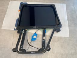 VW VW Touareg GENUINE Right Rear Window Lift With Glass 7L0839462D — thumbnail 6
