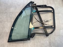 VW VW Touareg GENUINE Right Front Window Lift With Glass 7L0837354 — thumbnail 4