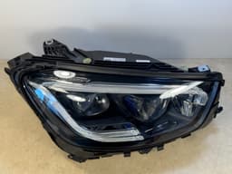 MERCEDES-BENZ Mercedes GLC W253 C253 GENUINE FACELIFT MULTIBEAM LED Right Headlight Lamp — thumbnail 2