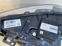 VOLVO Volvo S60 V60 Facelift Genuine Xenon Dynamic Headlight Lamp LEFT LHD 14-17 Year — thumbnail 6