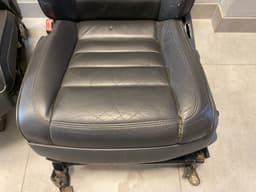 VW GENUINE VW TOUAREG 2004-2010 FRONT SEATS — thumbnail 6