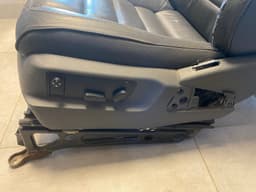 VW GENUINE VW TOUAREG 2004-2010 FRONT SEATS — thumbnail 10