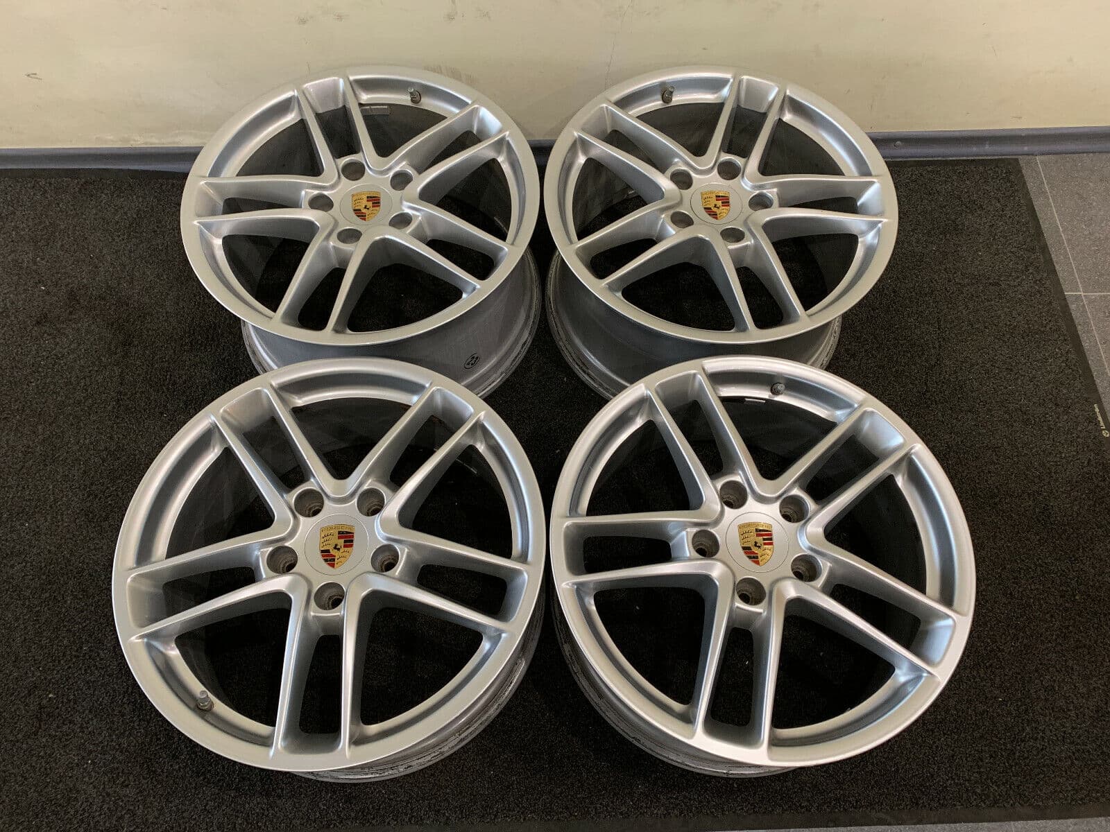 Porsche Panamera 970 Turbo II Genuine Alloy Wheels Rim SET R19 9J 10J Facelift