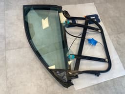 VW VW Touareg GENUINE Left Front Window Lift With Glass 7L0837353 — thumbnail 4