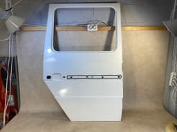 MERCEDES-BENZ Mercedes G class W463 GENUINE REAR Right Door A4637304605 — thumbnail 1