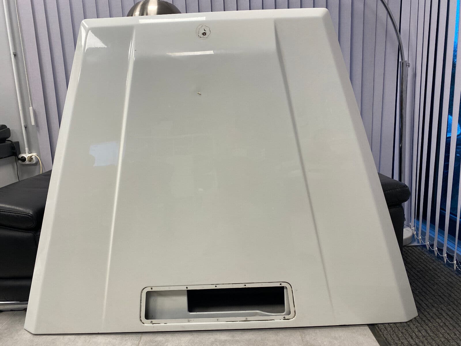 Mercedes G class W463 Genuine Hood Bonnet White A4638800657