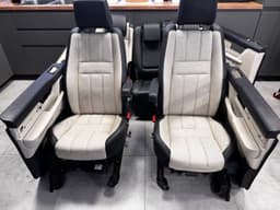 LAND ROVER Land Rover Range Rover Sport L320 Leather salon Seats door trims EBONY IVORY RHD — thumbnail 1