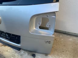 VW VW Touareg GENUINE Rear Trunk 7L6827445C — thumbnail 3