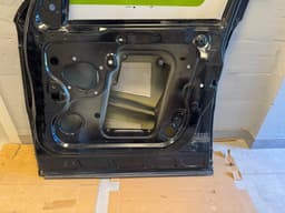 LAND ROVER GENUINE Land Rover Range Rover Sport L320 FRONT RIGHT DOOR LR016464 — thumbnail 9