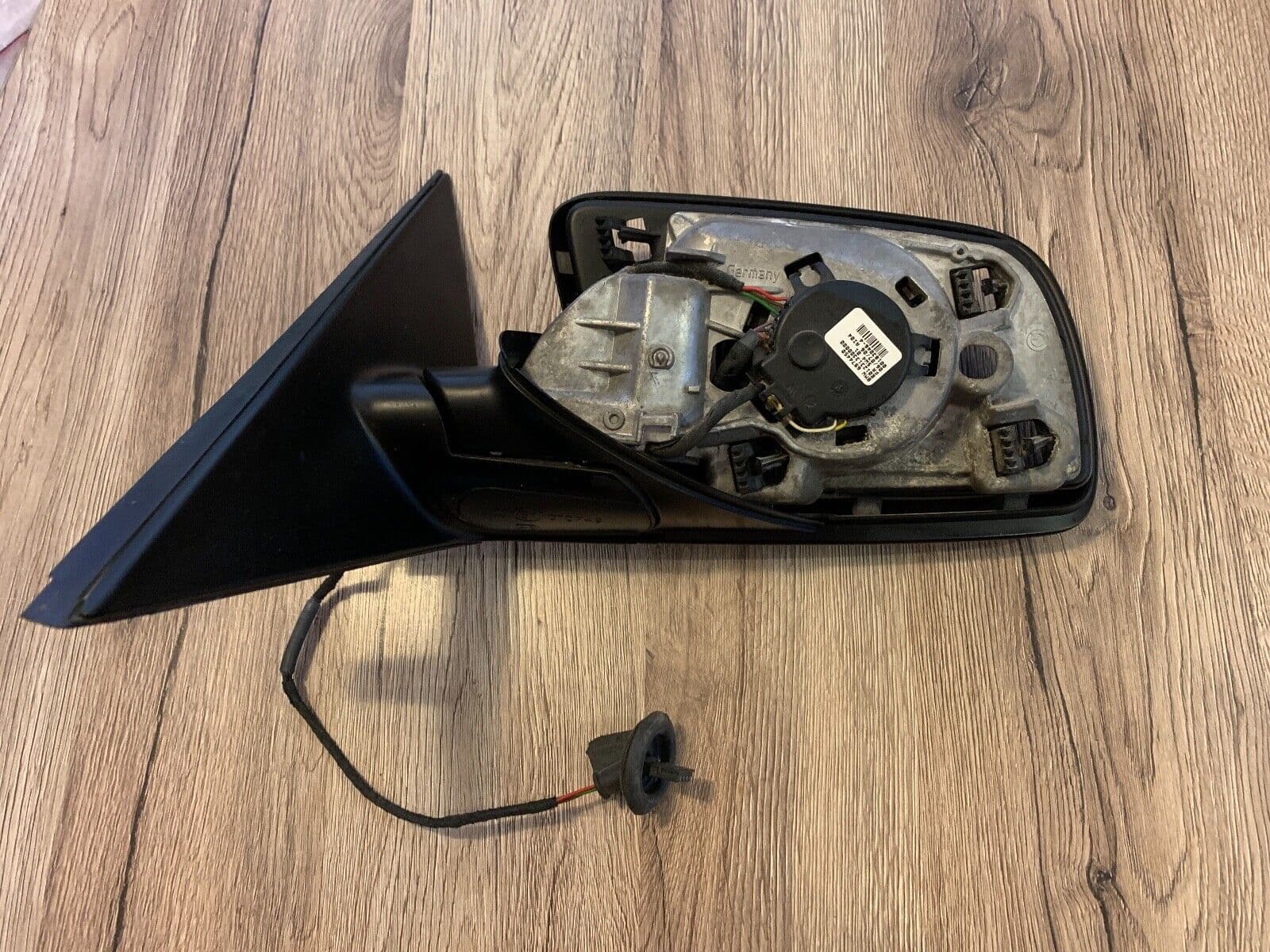 BMW BMW 5 e60 e61 OEM LH Mirror LHD Heating Dimming Memory Folding