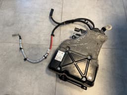 BMW BMW X3 G01 3 G20 X5 G05 X6 G06 G-Series Hybrid Power Converter Voltage Inventer — thumbnail 2