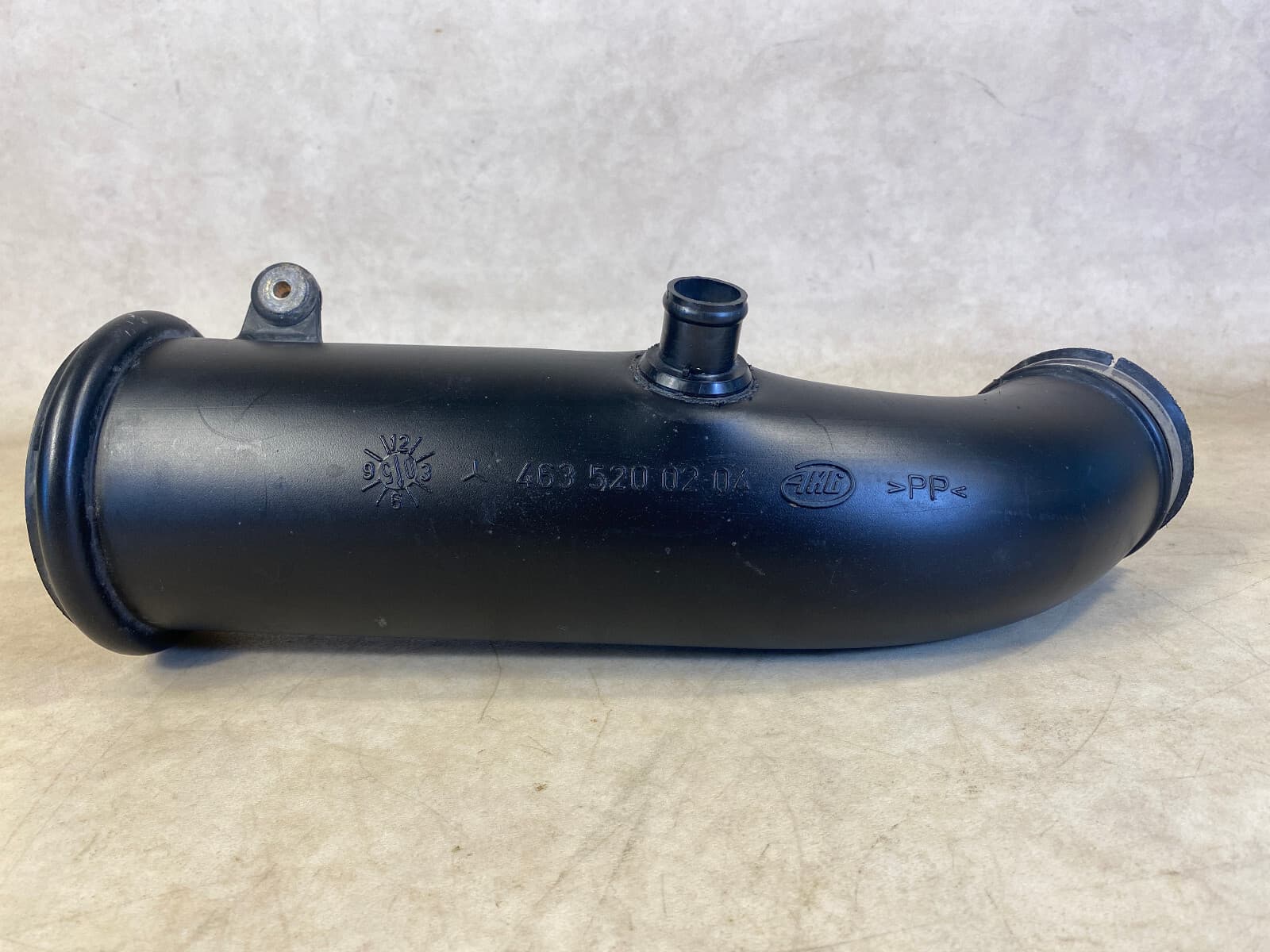 Mercedes G class W463 GENUINE CONNECTION INTAKE PIPE LEFT A4635200204